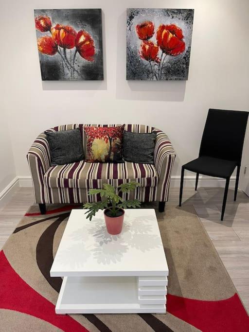 Rosey Lodge -1Bedroom Cousy Flat - Parking, Netflix, Wifi - Close To Blenheim Palace & Oxford - F5 키들링턴 외부 사진